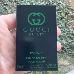 Gucci Guilty Essence Eau De Toilette Pour Home Spray Sample 1.5 ml / 0.05 fl oz